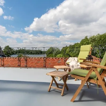 Haus Schwanensee, 19